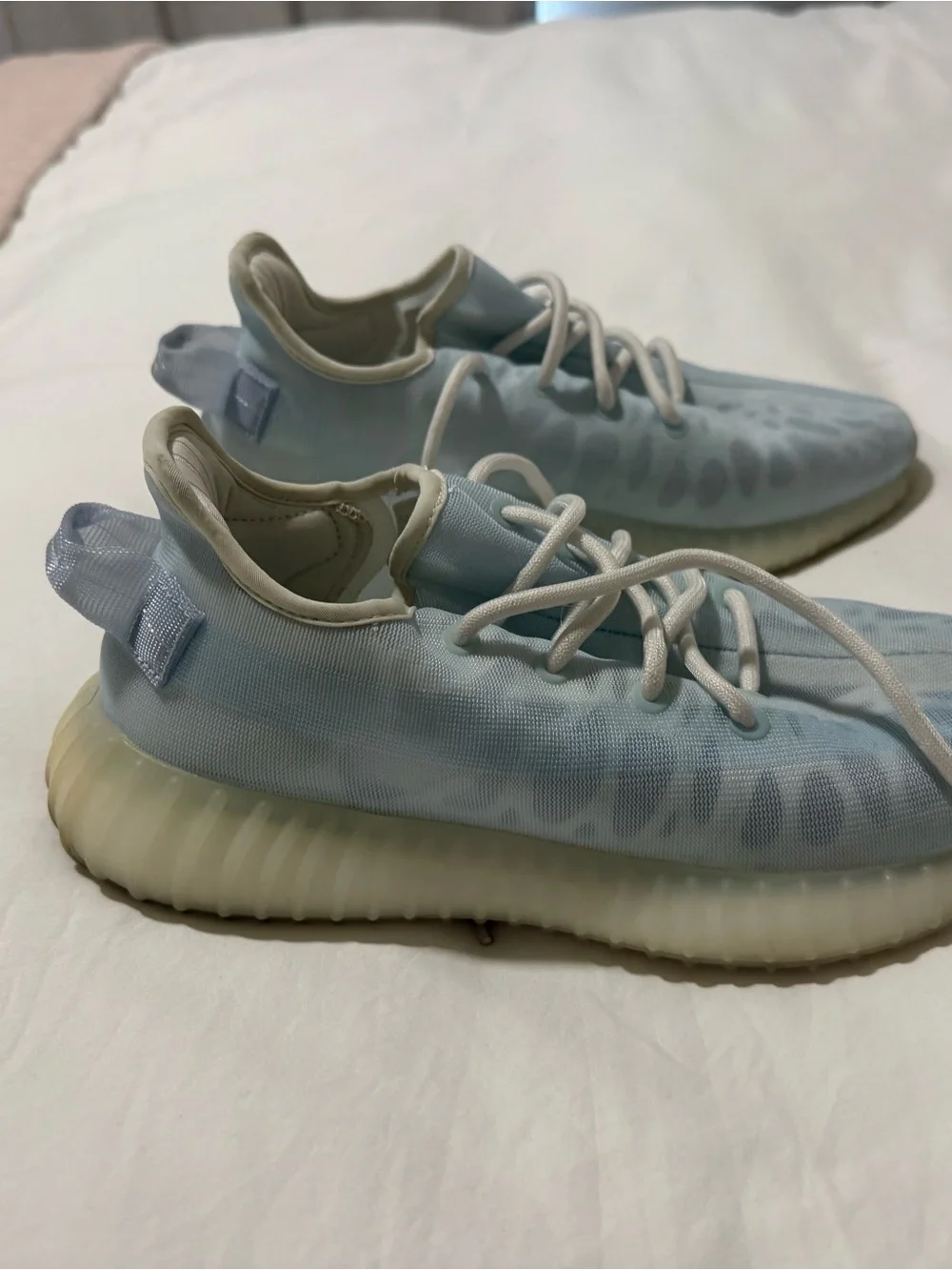 Mono Ice Yeezys